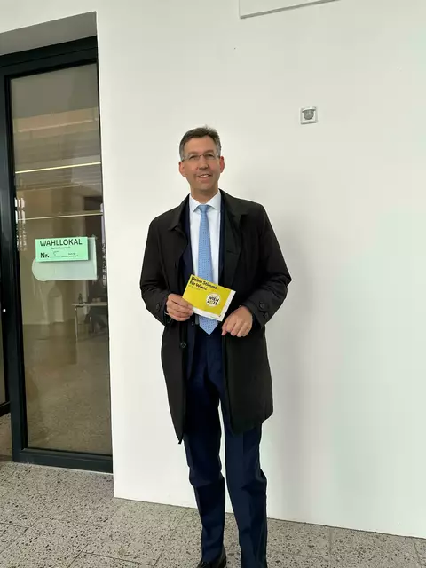 Markus Figl bei der Stimmabgabe am Wahlsonntag. | Foto: MeinBezirk