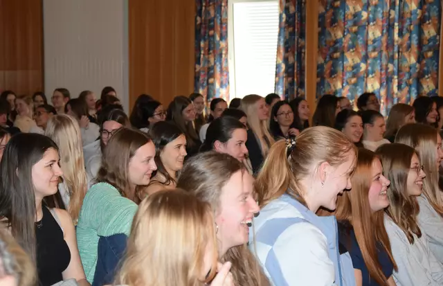 Improvisationstheatershow - eine willkommene Abwechslung zum Schulalltag. | Foto: HLW Perg