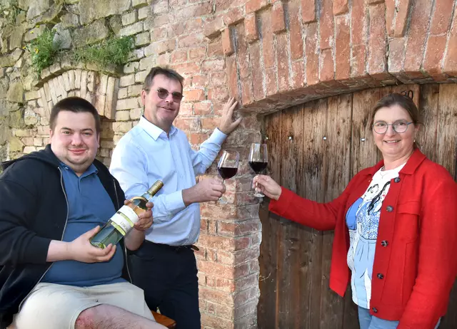 Platt Nusswald`l Kellergasse beim Biohof Holzschuh
 | Foto: Herbert Schleich