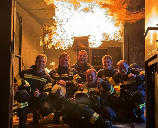 Die Kameraden konnten Brandeinsätze realitätsnah trainieren. | Foto: Feuerwehr Treffling