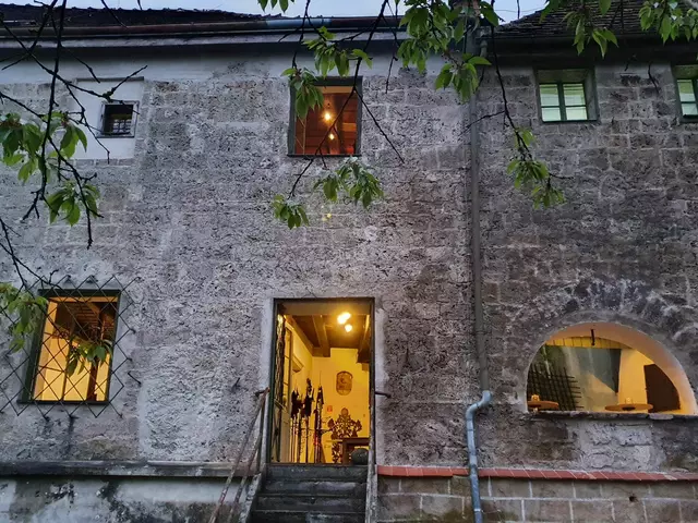 Saisonauftakt im Heimathaus Braunau am 2. Mai. Bis Ende September werden Führungen angeboten. | Foto: Stadt Braunau