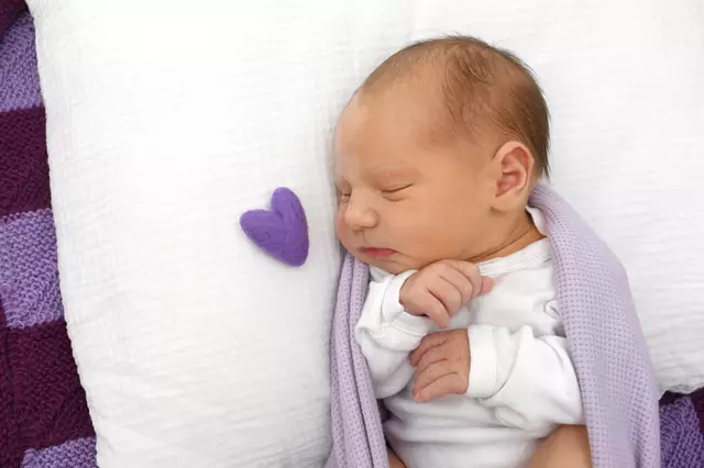 Geburt: Christian Reinthaler und Denise Ruth eine Fabienne. | Foto: Baby Smile Fotografie GmbH