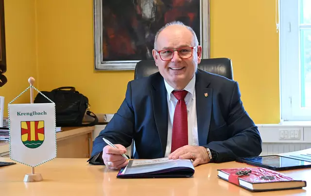 Bürgermeister Manfred Zeismann (SPÖ), Krenglbach, zu den gestiegenen Landeskosten: "Wie wir das zusammenbringen und stemmen, das scheint egal zu sein."   | Foto: Gemeinde Krenglbach