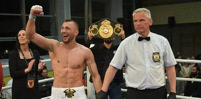 Als erster Österreicher gewinnt Avdic den WBO Gürtel | Foto: Schwaighofer