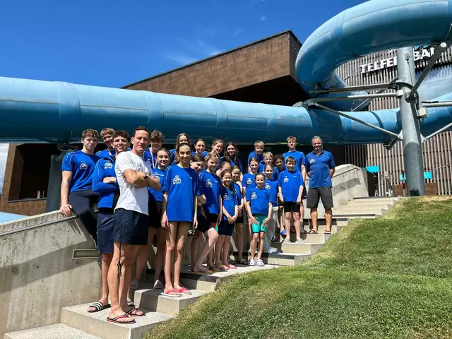 Junge Talente der SU citynet Hall meistern die 400 Meter Freistil mit Bravour und beweisen ihr Potenzial bei den Mehrkampfmeisterschaften. | Foto: SU Citynet Hall