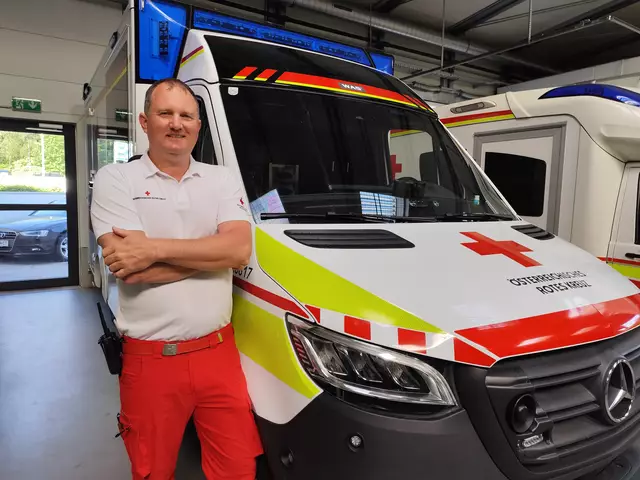 Kursleiter Thomas Hofer freut sich auf viele neue Kolleg:innen. | Foto: RK Ried/Nagl