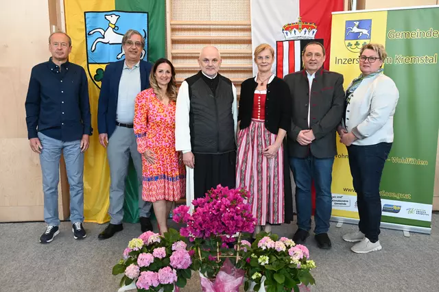 Feierliche Eröffnung des Turn- und Mehrzwecksaales in Inzersdorf. | Foto: Christine Weingartner