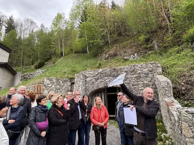 Vor historischem Bierkeller. | Foto: Kogler