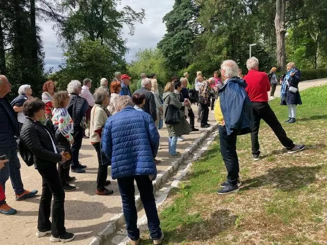 Kulturfahrt zu "Kunst der Meister": 3. Station: Park und Villa Rafut: Spaziergang durch tropische Vegetation 