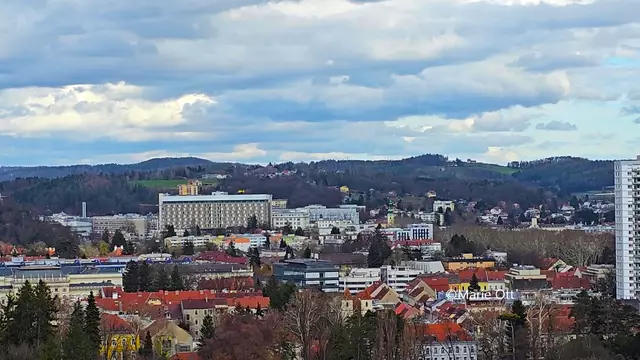Flugrettung vor der Landung am Dach, LKH Graz