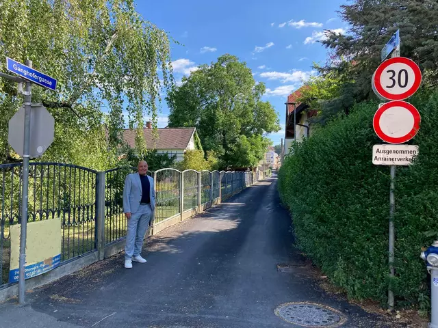 Bürgermeister Georg Rosner besichtigte die Ganghofergasse. | Foto: Stadtgemeinde Oberwart