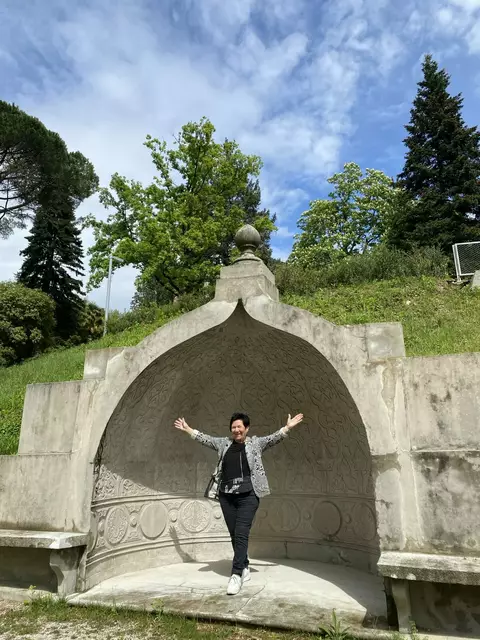 Kulturfahrt zu "Kunst der Meister": 3. Station: Park und Villa Rafut: Tropische Vegetation und exotische Baukunst mit Inge Lasser!!!