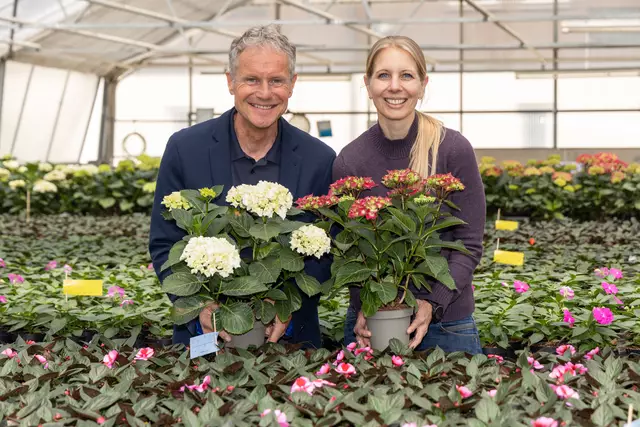 Reger Andrang beim Tag der offenen Tür: im Bild Amtsleiter der Stadtgärten Christian Stadler und die Abteilungsvorständin der MA7 Stefanie Kritzer  | Foto: Stadt Salzburg/Camera suspicta/Susi Berger