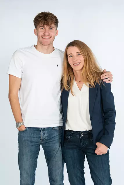 Mit dem L17-Führerschein in den Sommerferien beginnen und wertvolle Fahrpraxis mit maximal zwei Begleitpersonen sammeln.  | Foto: Fotostudio Alexandra