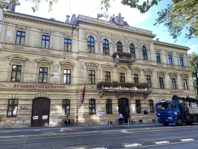 Die neue bzw. alte Bezirksvertretung am Alsergrund wird bei der kommenden Sitzung in der Währinger Straße angelobt. | Foto: Julia Schmidt