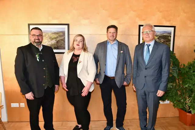 Gemeindevorstand in Mühlen, v.l. Bgm. Mario Pichler, GK Melissa Grün, Vizebgm. Andreas Kogler und BH Stv. Gernot Esterl. | Foto: Anita Galler