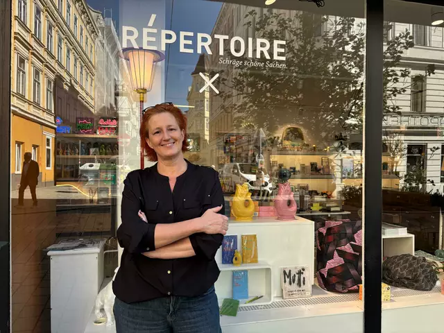  Ellen Hofmann betreibt gemeinsam mit einer Freundin den Concept-Store Répertoire.  | Foto: Pia Rotter/MeinBezirk