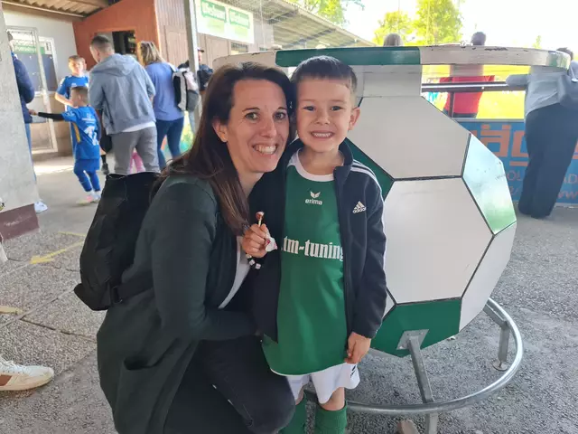 Gabriel Jilch mit seiner Mama | Foto: Cornelia Strobl