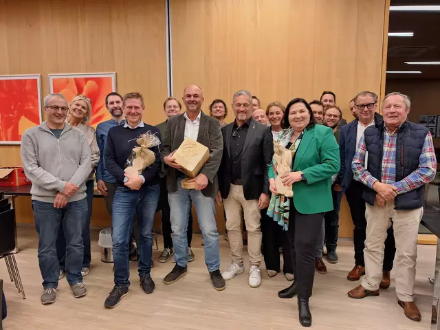 Der neue Vorstand des Vereins "Holzgemeinde Kuchl"
Foto: Gemeinde