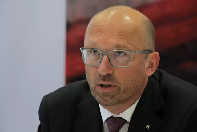 Reinhard Schwendtbauer ist seit Mai Vorstandsvorsitzender der Raiffeisenlandesbank Oberösterreich. Er beschreibt sich selbst als "sehr leistungs- aber auch lösungs- und entscheidungsorientiert". | Foto: MeinBezirk/Till