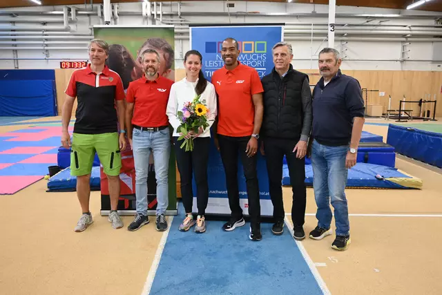 (v.l.n.r.): Thomas Neuhauser, Thomas Ebner, Olivia Raffelsberger, Christian Taylor, Thomas Abfalter, Reinhard Kessler | Foto: Königer