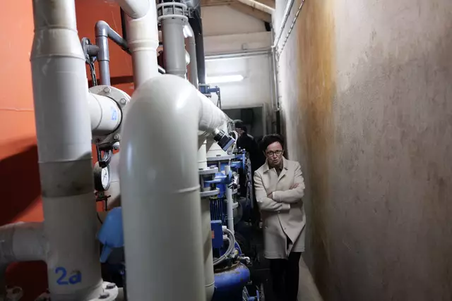 Blick in den Technikraum des Freibades. | Foto: Santrucek