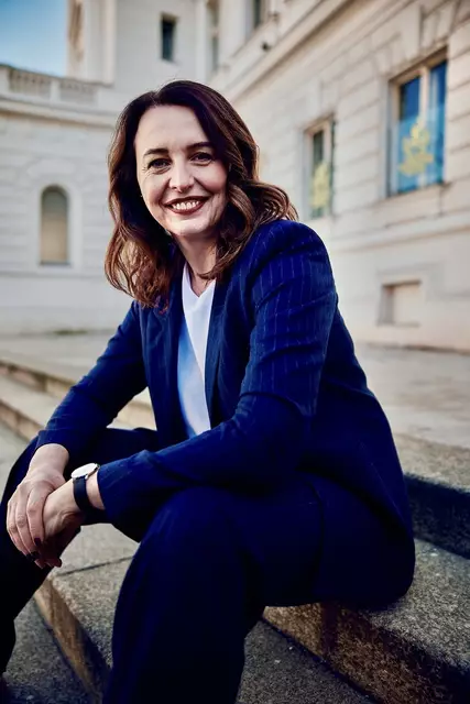 Selma Arapović (Neos) freut sich über die neu gewonnenen Mandate. | Foto: Neos Wien