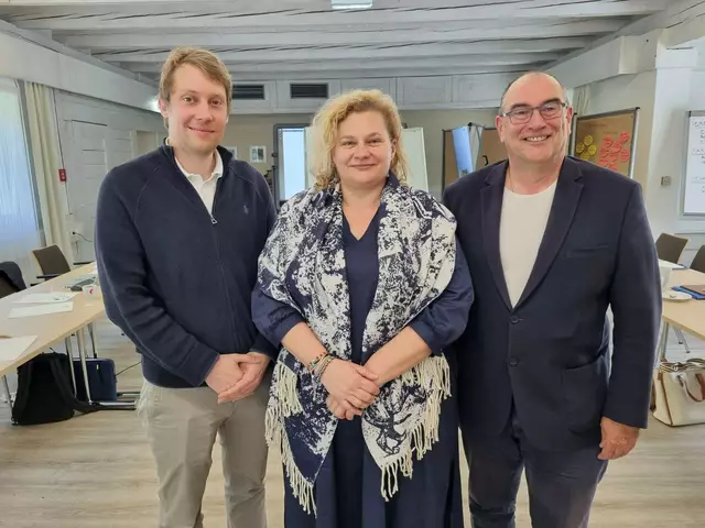 NÖ LGA Leitung Strategie und Qualität Medizin, Malte Dancker, Leiter des Expertengremiums der Ärztlichen Direktoren, Rainer Ernstberger und NÖ LGA
Vorständin Elisabeth Bräutigam. | Foto: NÖ LGA