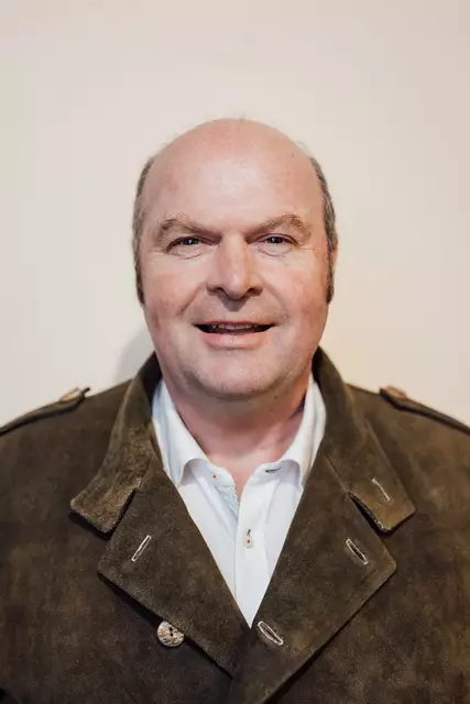 Bürgermeister Norbert Meindl ist stolz auf das Loferer Vereinsleben. | Foto: Carolina Auer Photography