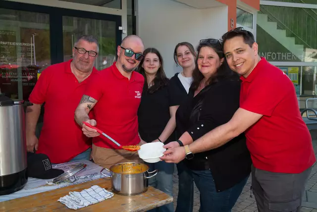 Das vegane Curry ist angerichtet. | Foto: Santrucek