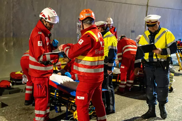 Die Koordination der gesamten Übung lag beim Bereichsfeuerwehrkommando Bruck, das in enger Zusammenarbeit mit der ASFINAG und der Polizei für den reibungslosen Ablauf sorgte. | Foto: Rotes Kreuz Lütgendorf