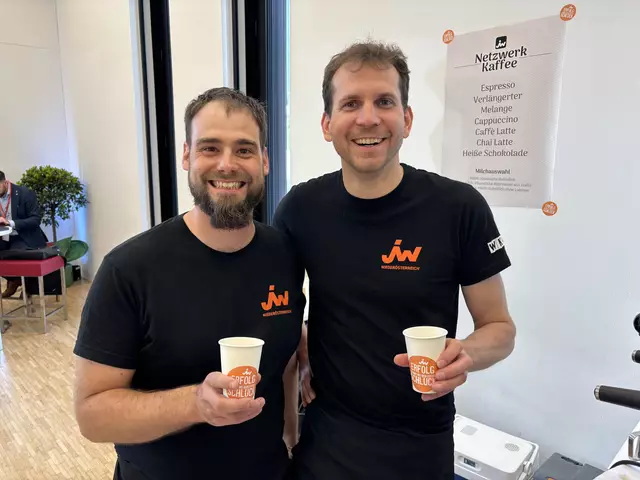 Lukas Karl und Konstantin Krammer sind selbst Unternehmer aus dem Waldviertel und betrieben am Jungunternehmertag das Netzwerk-Kaffee. | Foto: sg