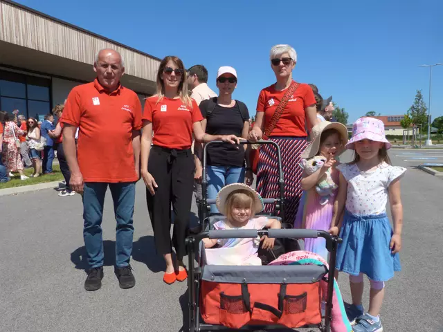 Die 1. Mai-Feier wird ein fester Bestandteil des regionalen Veranstaltungskalenders bleiben und eine Plattform für den Austausch über gesellschafts- und arbeitsmarktpolitische Themen sein. 