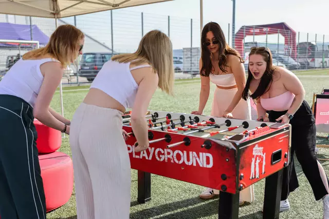 Beim Wuzzeln matchten sich die Schülerinnen und Schüler ebenso. | Foto: AK Burgenland