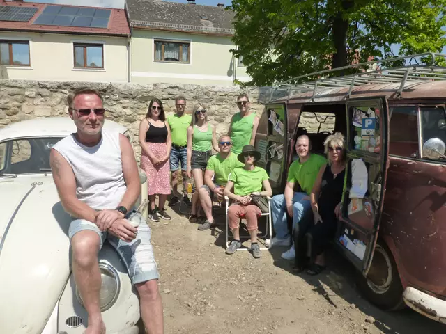 Echte VW-Oldtimerfans trifft man am Käfertreffen in Eggenburg | Foto: Walter Kellner