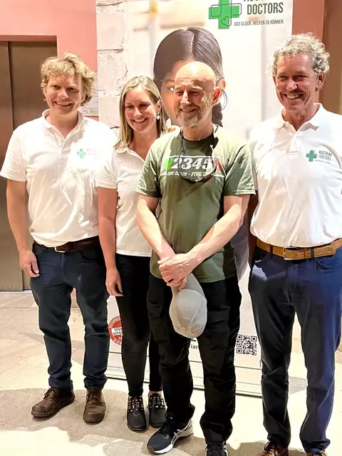 Austrian Doctors GF Severin Schwaiger M.A., Mag. Isabella Röhrich Stv. GF, Roland Düringer und Dr. Christian Gruber, Mitbegründer und Internist