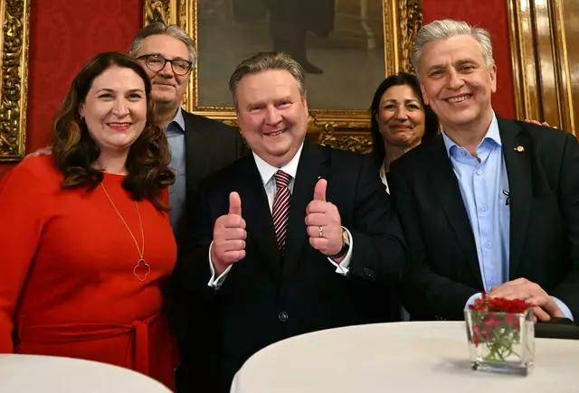 Strahlende Gesichter beim Wahlsieger SPÖ - diese belegt bei der Wien-Wahl 2025 erneut Platz eins. | Foto:  Credit HELMUT FOHRINGER / APA / picturedesk.com