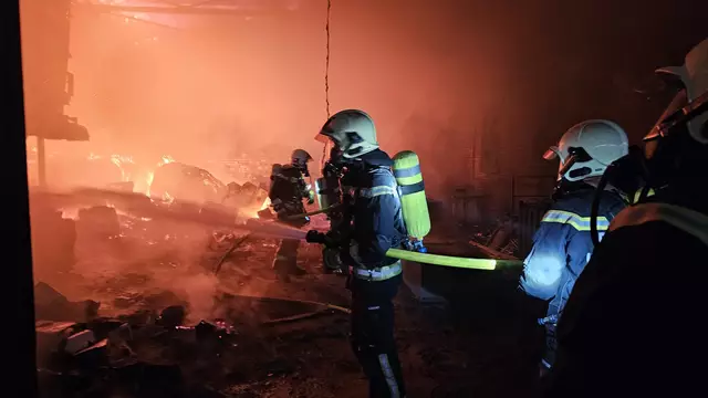 Einsatz der Feuerwehr Wiener Neustadt im Industriegebiet. | Foto: FF WRN