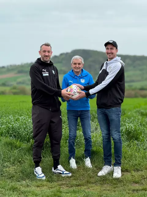 Obmann SVS Alex Bernhardt, Vorstandsvorsitzender SVL Geri Wagner und Obmann-Stv. SVR Philipp Radowan | Foto: Kogelberg Cup