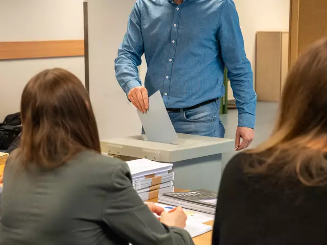 Das Ergebnis der Bezirksvertretungswahl bedeutet auch einen Wechsel der Sitze im Bezirksparlament. Wie die Aufteilung aussieht und was die Parteien dazu sagen, liest du hier. (Symbolbild) | Foto: Valentina Marinelić/MeinBezirk