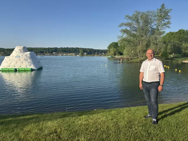 Startklar für den Sommer: Der Naturbadesee Königsdorf lockt auch heuer wieder viele Sportbegeisterte und Erholungssuchende an. | Foto: Elisabeth Kloiber