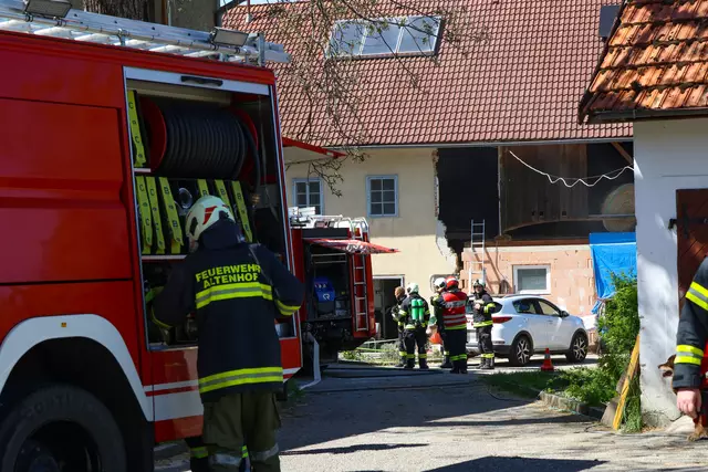 Der Brand konnte von den Einsatzkräften rasch gelöscht werden. | Foto: laumat/Matthias Lauber