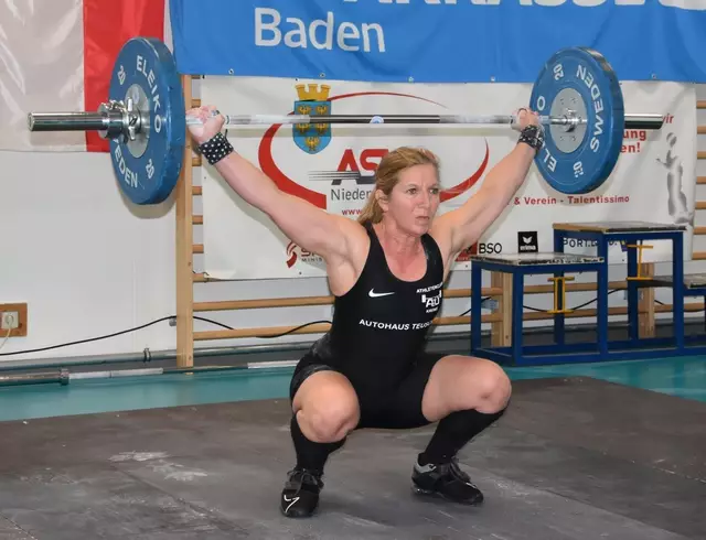 Katharina Teuschl vom ACU Krems wurde ÖM der Masters mit 5 ÖR | Foto: Ewald Fischer