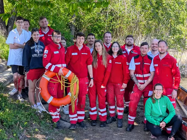 Großangelegte Rotkreuz Übung am Badesee Trasdorf. | Foto: RK Atzenbrugg-Heiligeneich