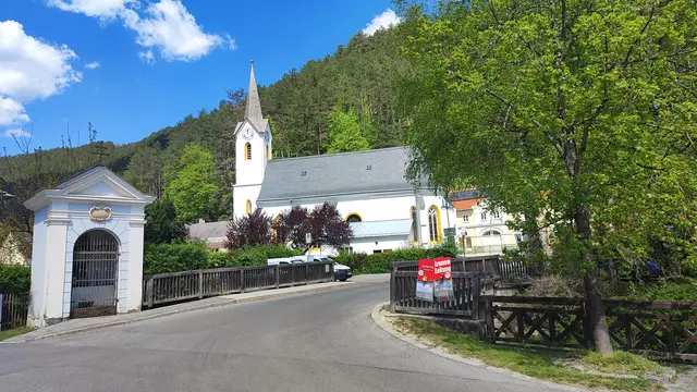 wir lassen das Auto im Ortszentrum Gutenstein stehen... | Foto: I.Wozonig