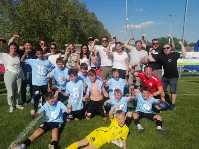 Das Team von Trainer Sebastian Schmidt konnte mit den Fans über den dritten Turnierplatz jubeln. | Foto: Sebastian Schmidt