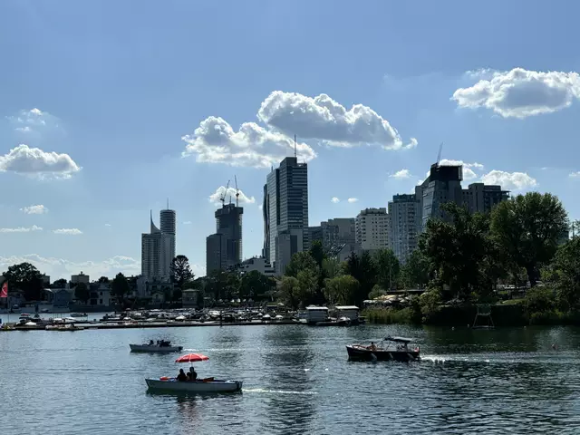 In den kommenden drei Tagen wird es zuerst den ersten Hitzetag des Jahres in Wien geben. Das ist etwa perfektes Wetter für Schwimmen in der Donau. | Foto: Antonio Šećerović/MeinBezirk