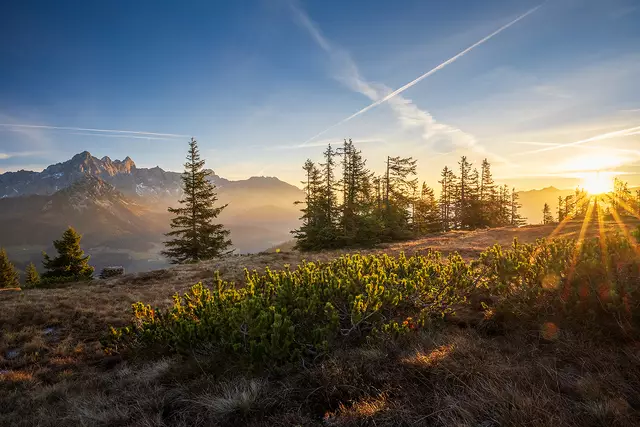 Der Tag der Sonne erinnert uns daran, dieses Geschenk bewusst und verantwortungsvoll zu nutzen. Im Bild: Sonne am Rossbrand. | Foto: Lisa Payr