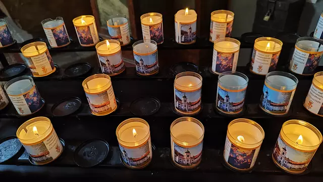 es werden wohl viele Bitten und viel Dankbarkeit hierher getragen... | Foto: I.Wozonig