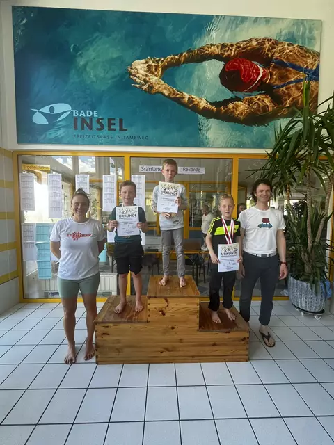 Sieger und tolle Zeiten 25m Rücken Kinder I männlich | Foto: Horst Seifter